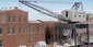 Walthers Cornerstone Traveling Crane with Brick Street